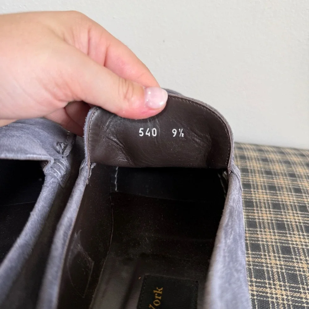 To Boot New York 540 Grey Suede Contrast Sole Loafers Size 9.5 Grey